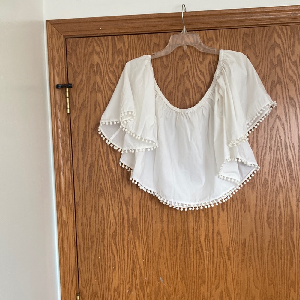 Summer white off the shoulder crop top